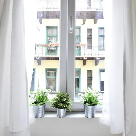 Budget By Hi5 - Krudy Street Apartment *